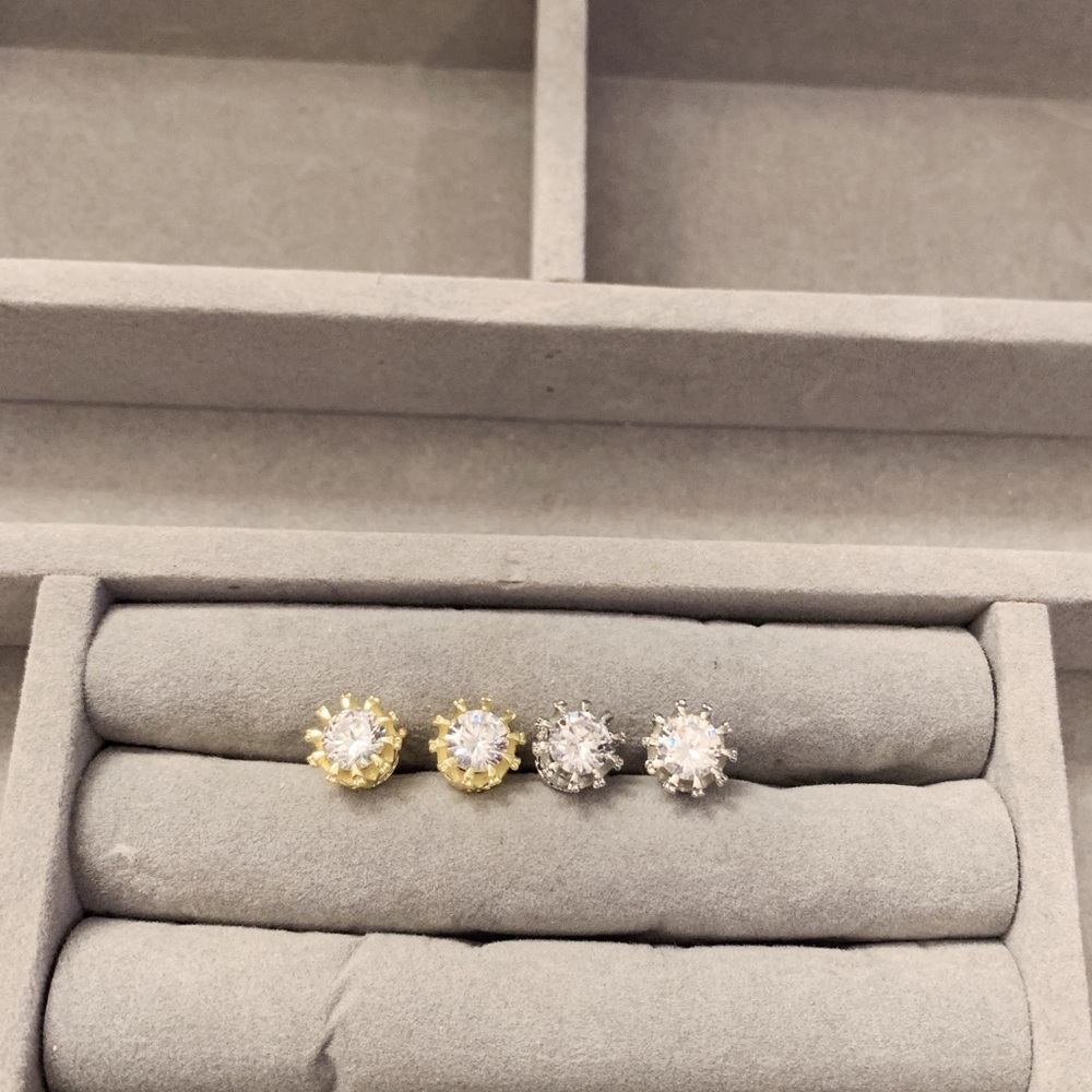 Price Drops: 2 for 10 Crown Stud Earrings 2 pairs